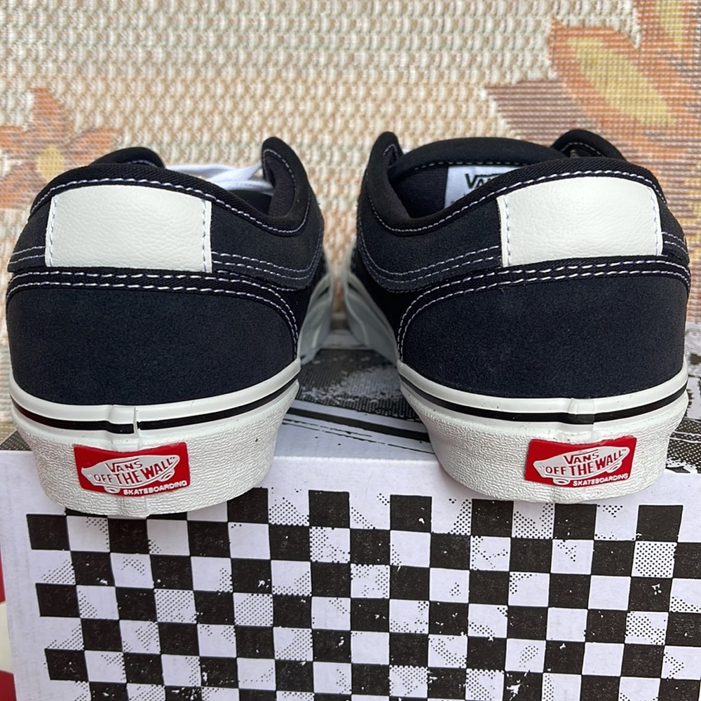 Vans Skate Chukka Low 
Dark Navy
VNOA4BX4DNV
MN sneakers - skateboarding - Picture 14 of 16